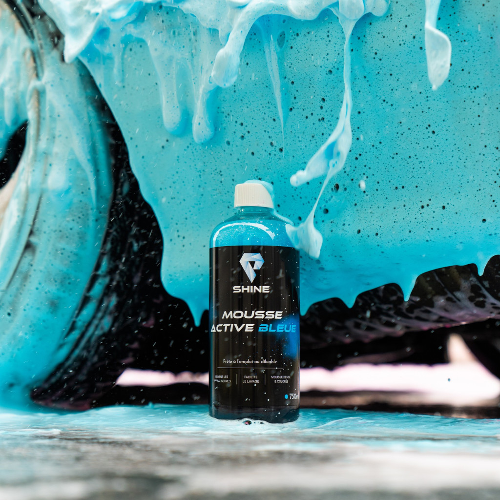 Une mousse de prélavage efficace, Bleue et parfumée, pour un lavage fun et visuel.