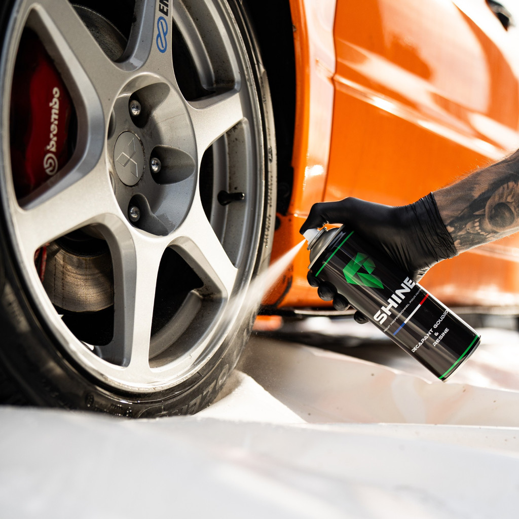 Décapant goudron résine voiture – Décontamination carrosserie | Shine