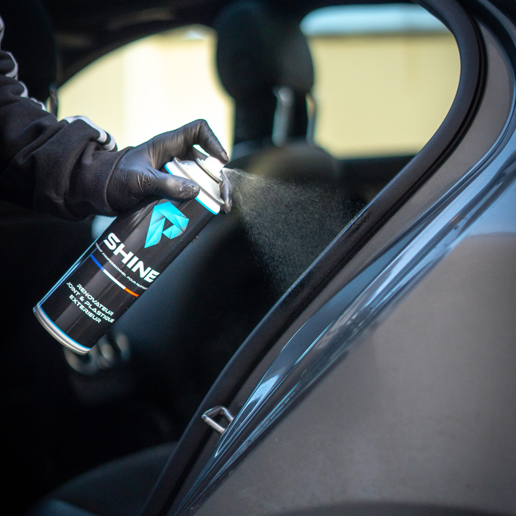 Rénovateur plastiques extérieurs voiture – Joints & plastiques | Shine