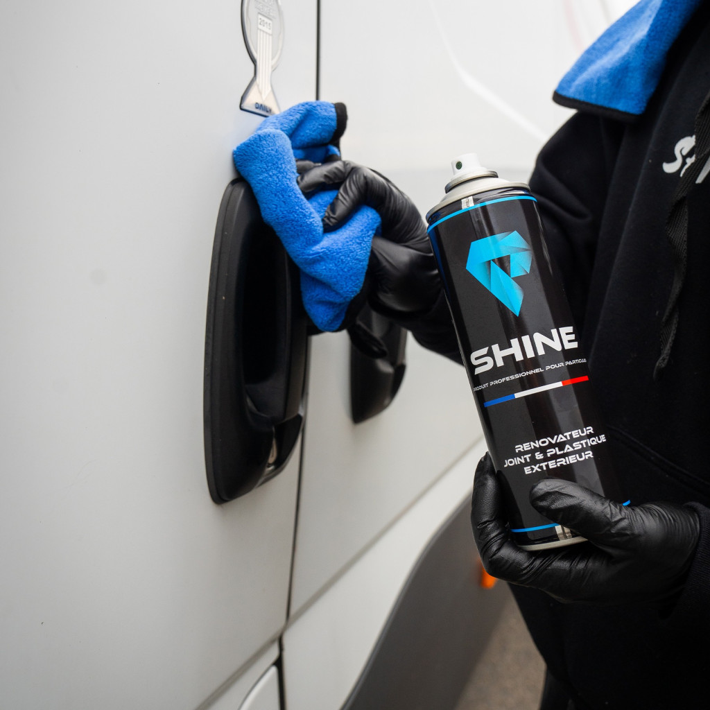 Rénovateur plastiques extérieurs voiture – Joints & plastiques | Shine