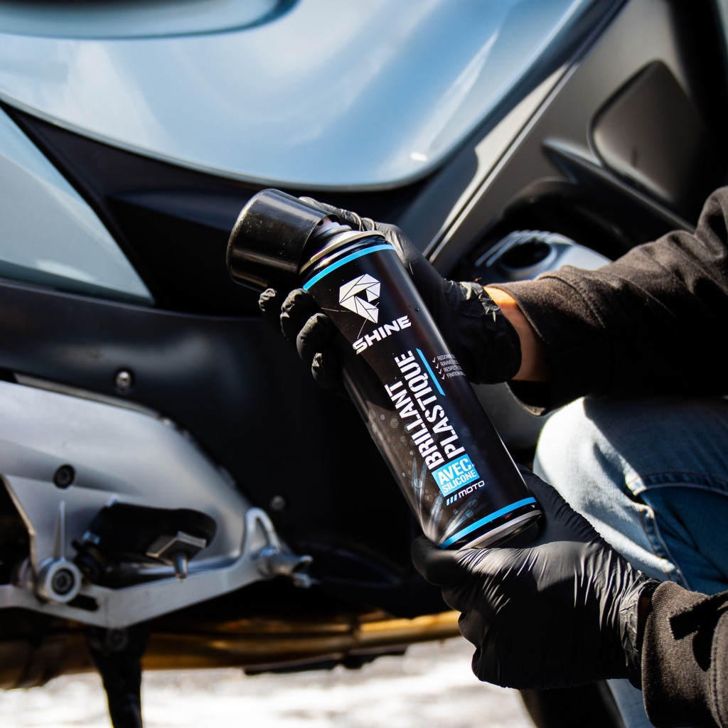 Brillant plastique moto – Finition & protection | Shine