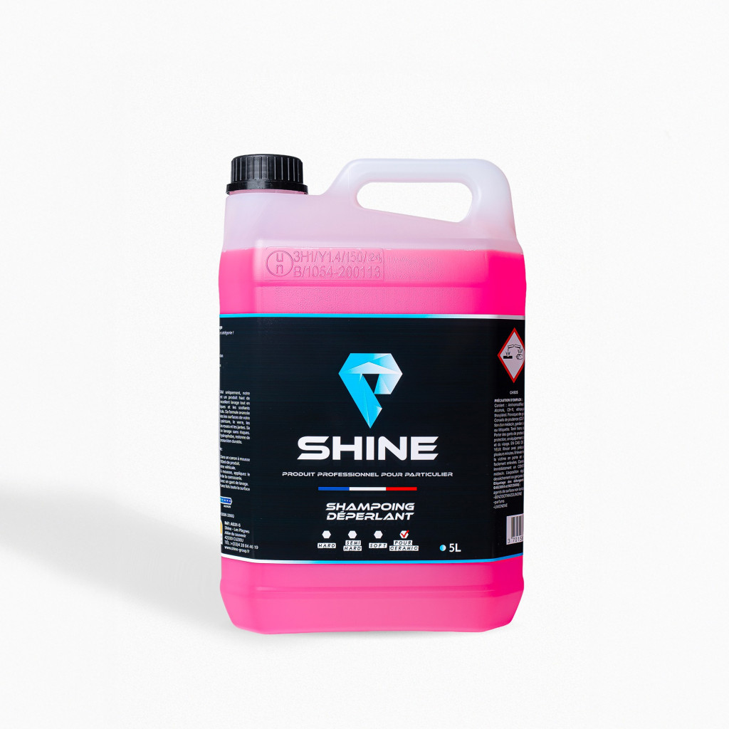 Shampoing déperlant voiture Shine – Nettoyage carrosserie et effet hydrophobe
